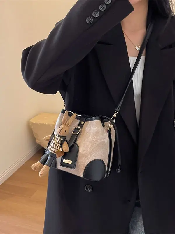Korean Style Textured Shoulder Bag for Girls 2023 - Image 10