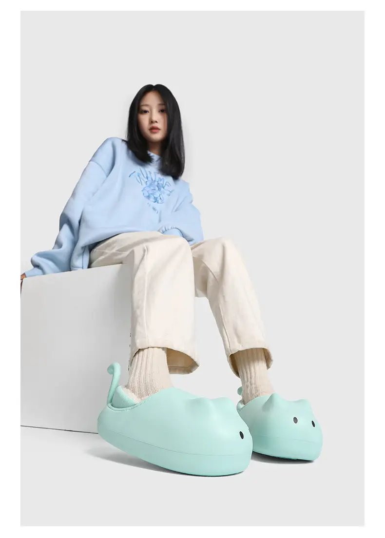 Personalized outdoor soft-soled cotton-padded shoes women's height increasing 2023 new fleece-lined thickened cotton slippers warm women's shoes — feature 11