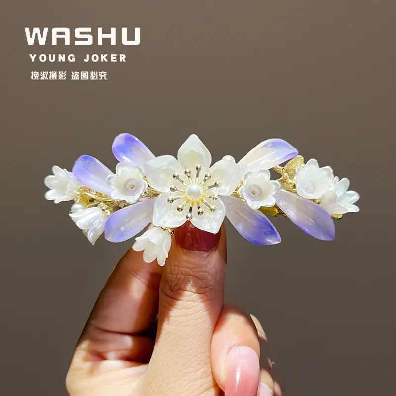 White Flower Pearl Spring Hair Clip for Women — feature 13