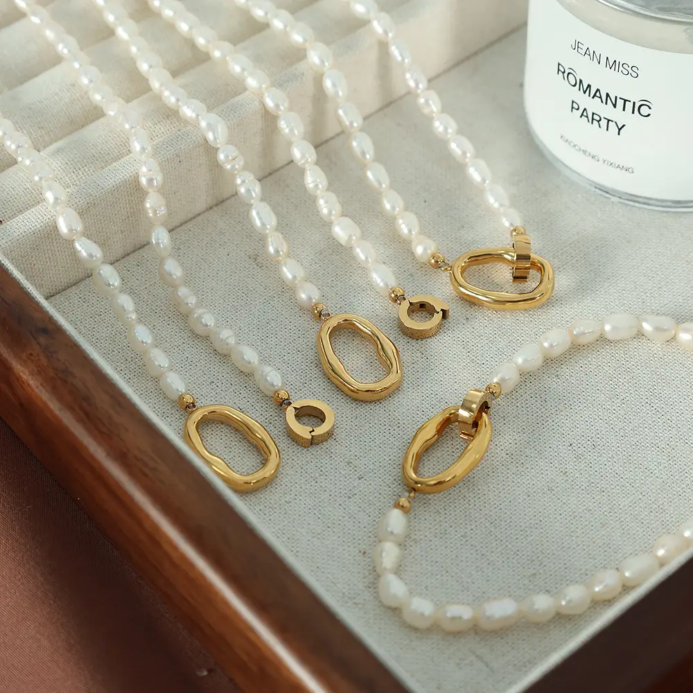 French Style Pearl Necklace Set for Women Elegant Cold Collar - Image 6