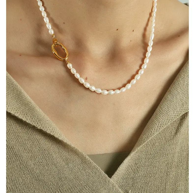 French Style Pearl Necklace Set for Women Elegant Cold Collar — feature 3