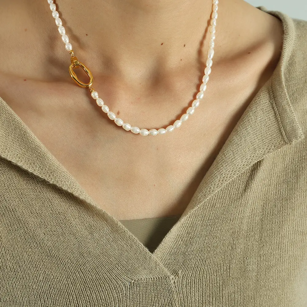 French Style Pearl Necklace Set for Women Elegant Cold Collar - Image 2