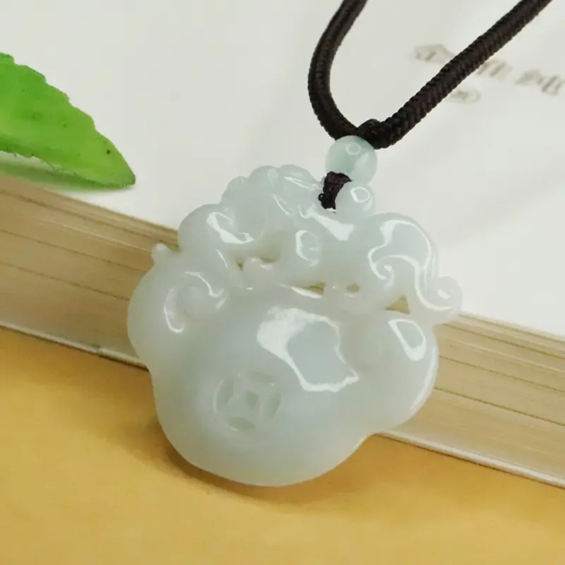 Aiyu Natural Jade Pendant Necklace White