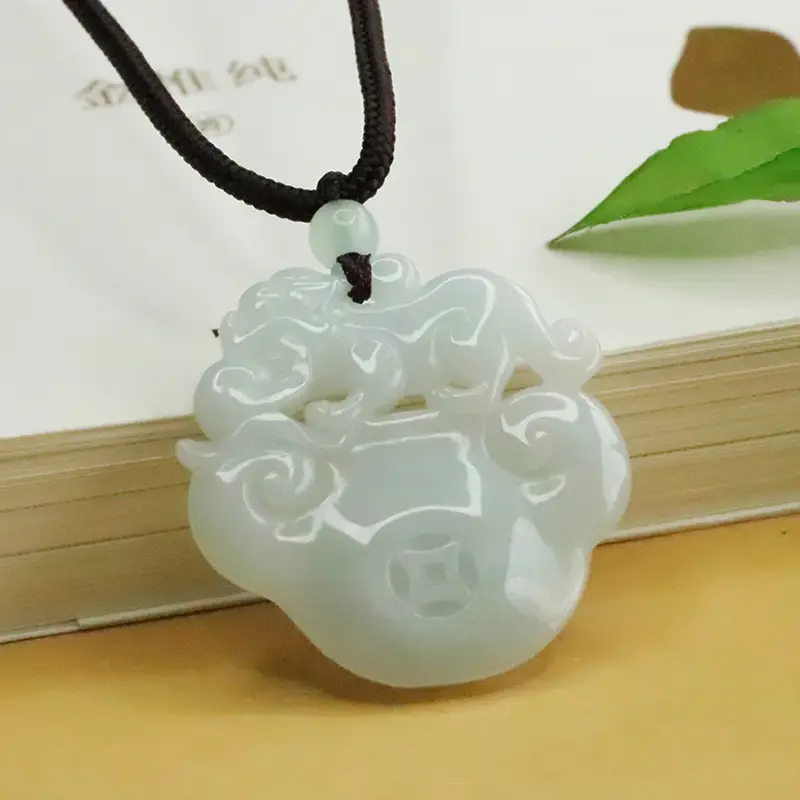 Aiyu Natural Jade Pendant Necklace White