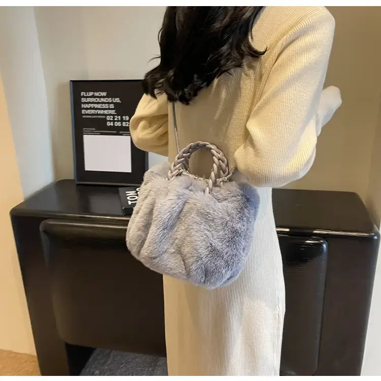 Plush Cloud Shoulder Bag for Women 2023 — feature 25