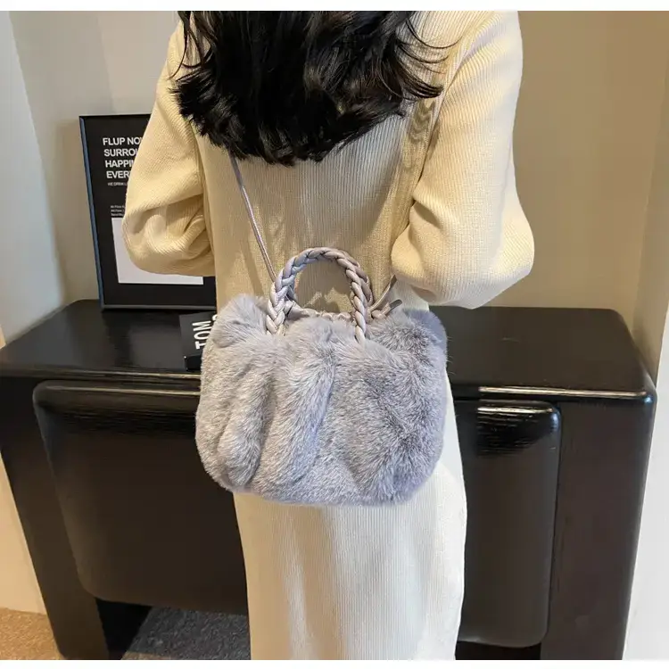 Plush Cloud Shoulder Bag for Women 2023 — feature 26