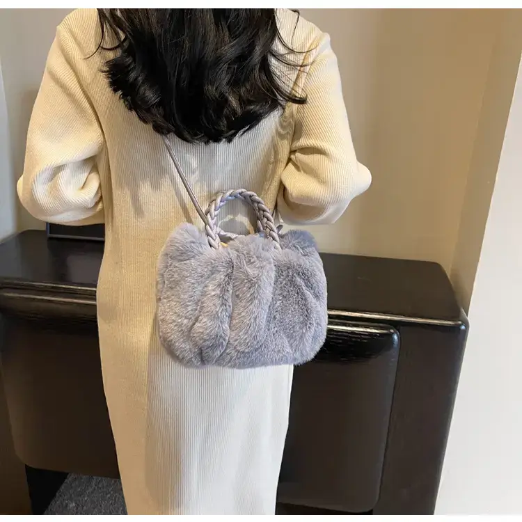 Plush Cloud Shoulder Bag for Women 2023 — feature 28