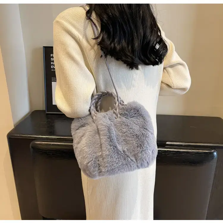 Plush Cloud Shoulder Bag for Women 2023 — feature 30