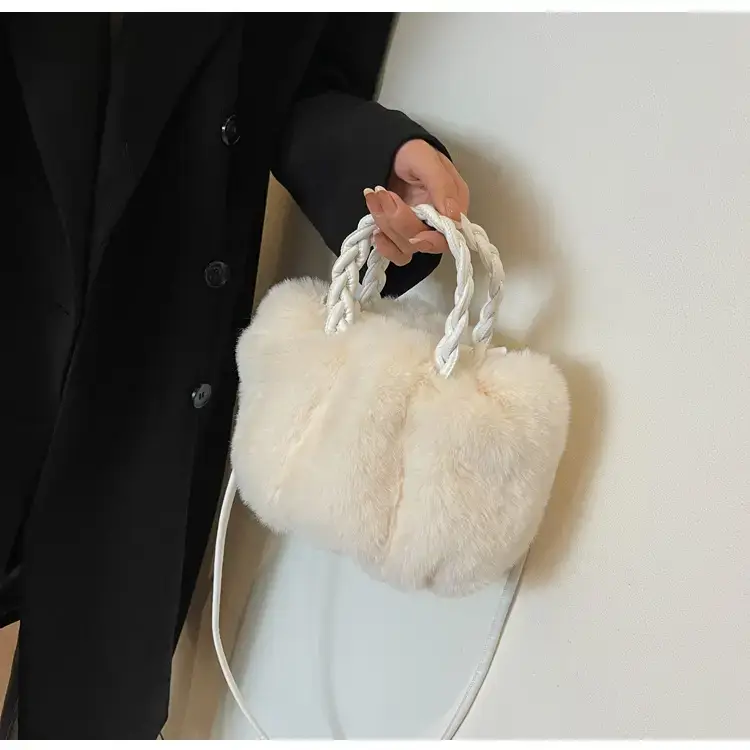 Plush Cloud Shoulder Bag for Women 2023 — feature 33