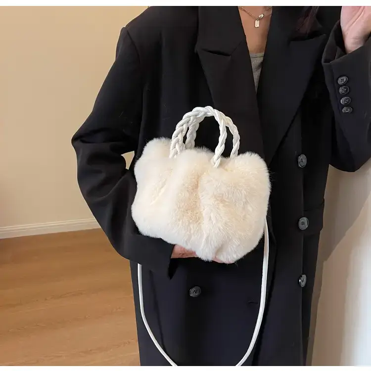Plush Cloud Shoulder Bag for Women 2023 — feature 35
