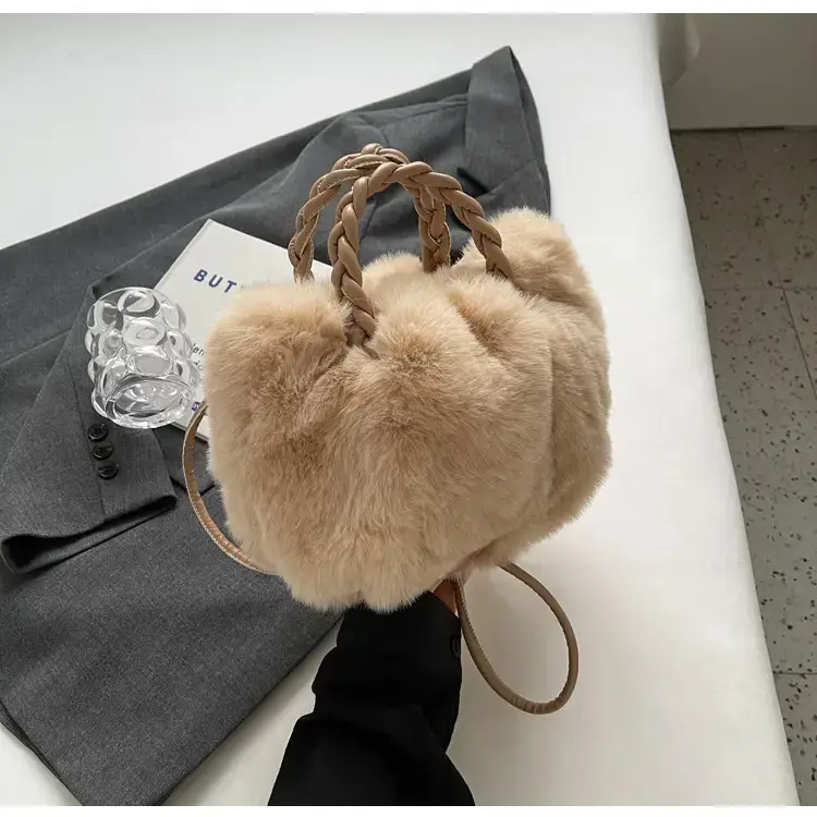 Plush Cloud Shoulder Bag for Women 2023 — feature 46