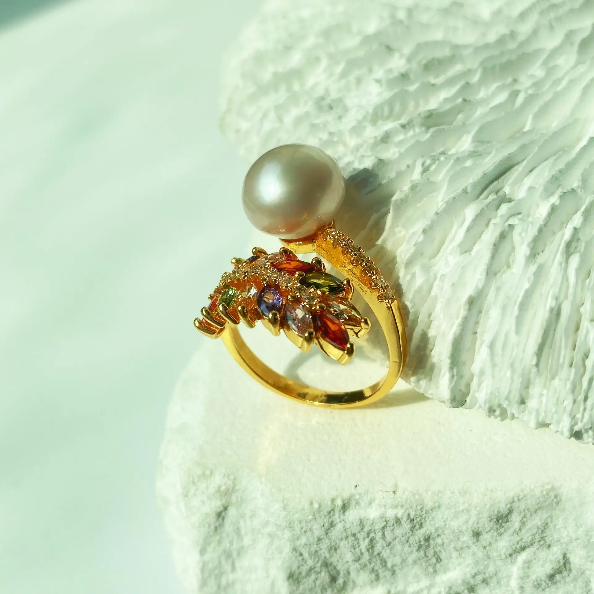 Natural Pearl Copper Plated 18K Gold Ring — feature 4