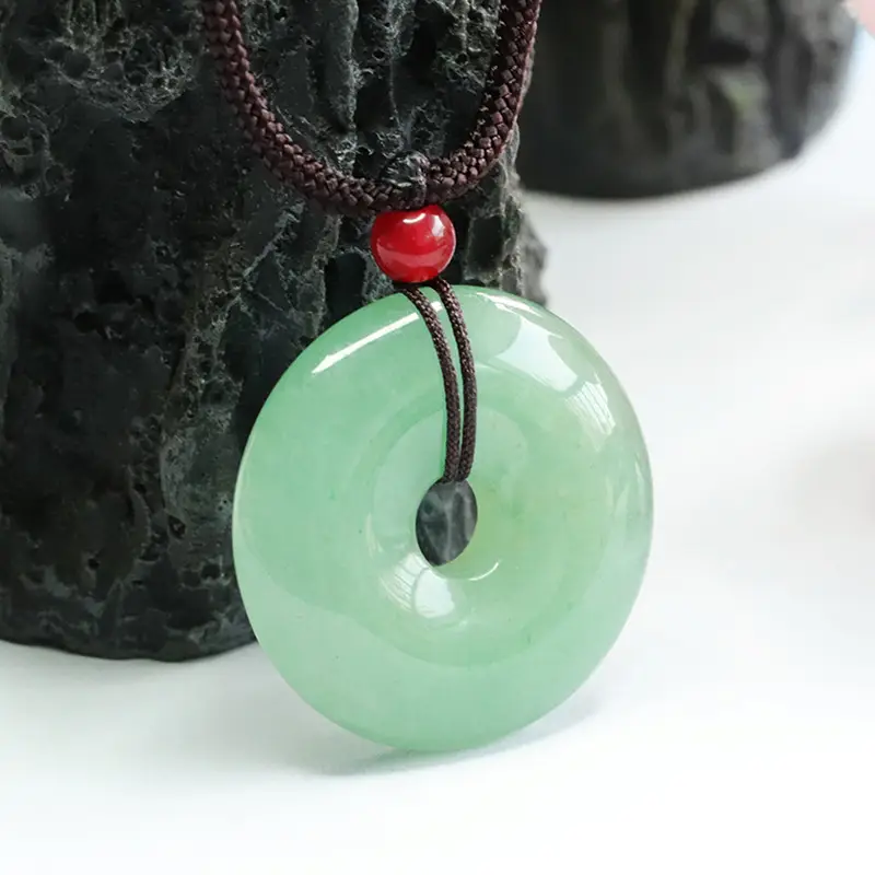 Green Aventurine Safety Buckle Necklace with Red Cap — feature 9