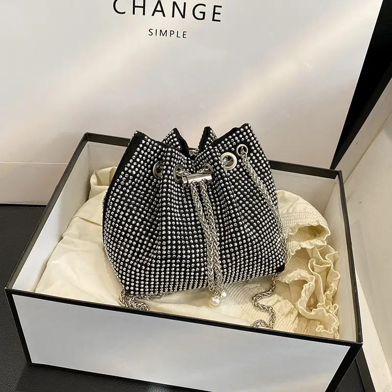 High-End Chain Crossbody Bag with Drawstring Closure