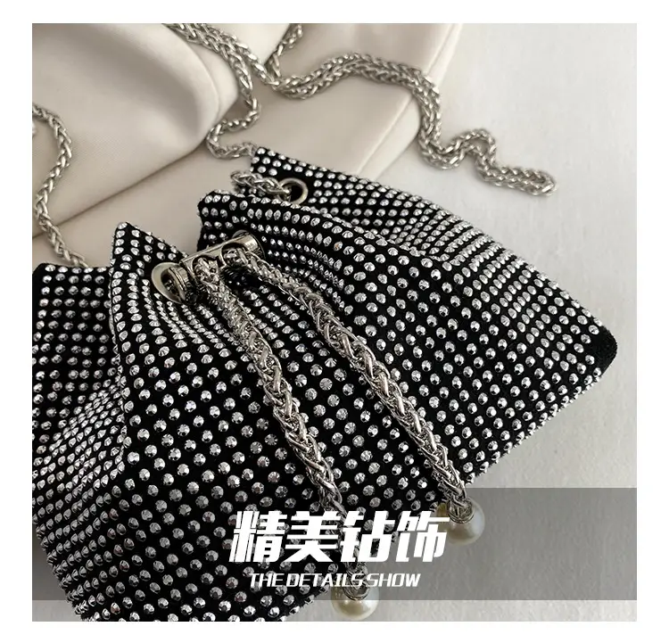 High-End Chain Crossbody Bag with Drawstring Closure — feature 5