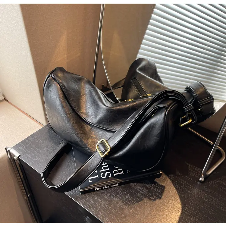 Women's Curved Leather Shoulder Bag Tan Autumn Winter 2023 — feature 18