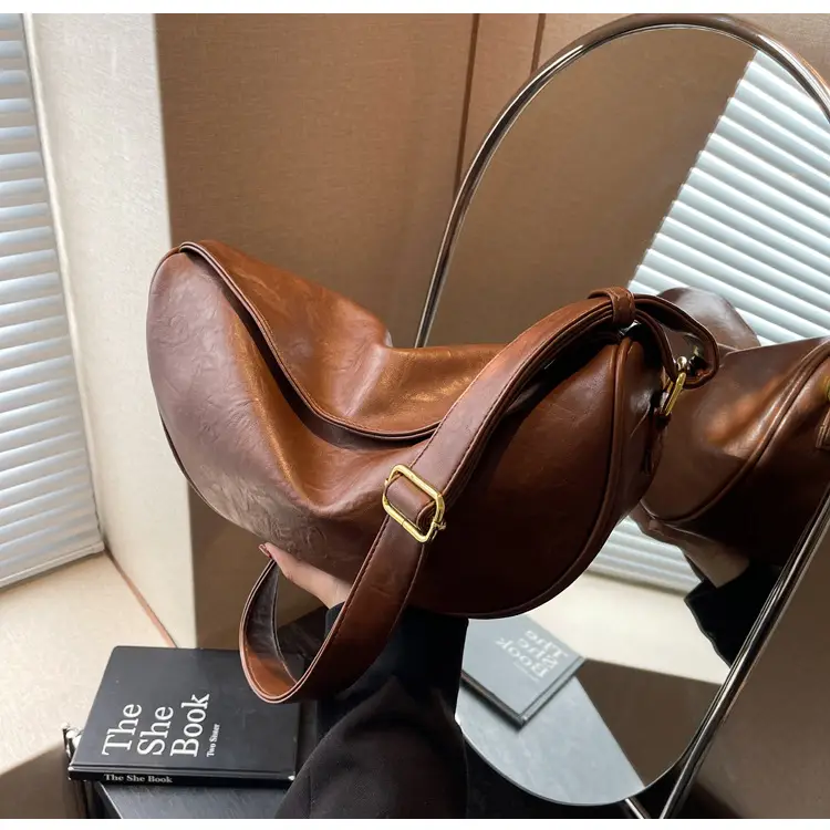 Women's Curved Leather Shoulder Bag Tan Autumn Winter 2023 — feature 20
