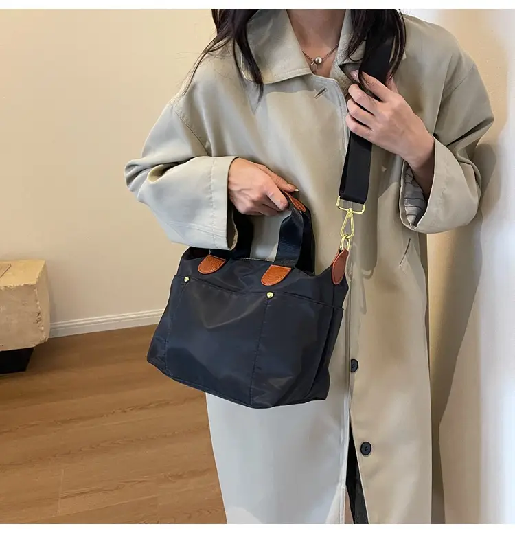 Large Capacity Crossbody Bag for Women — feature 23