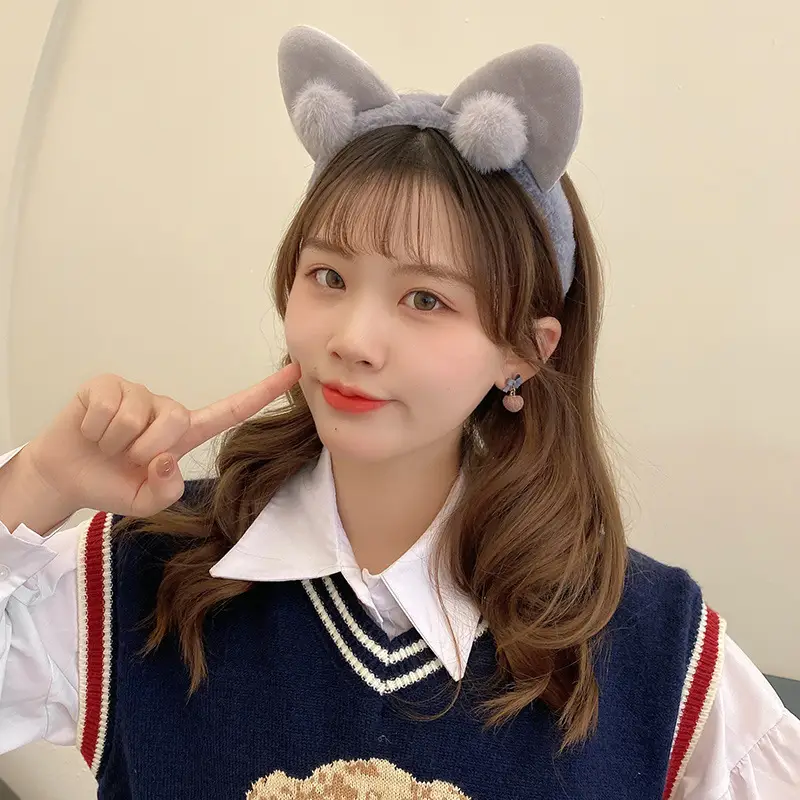 Plush Cat Ear Headband for Girls Women Soft Warm Face Wash — feature 4