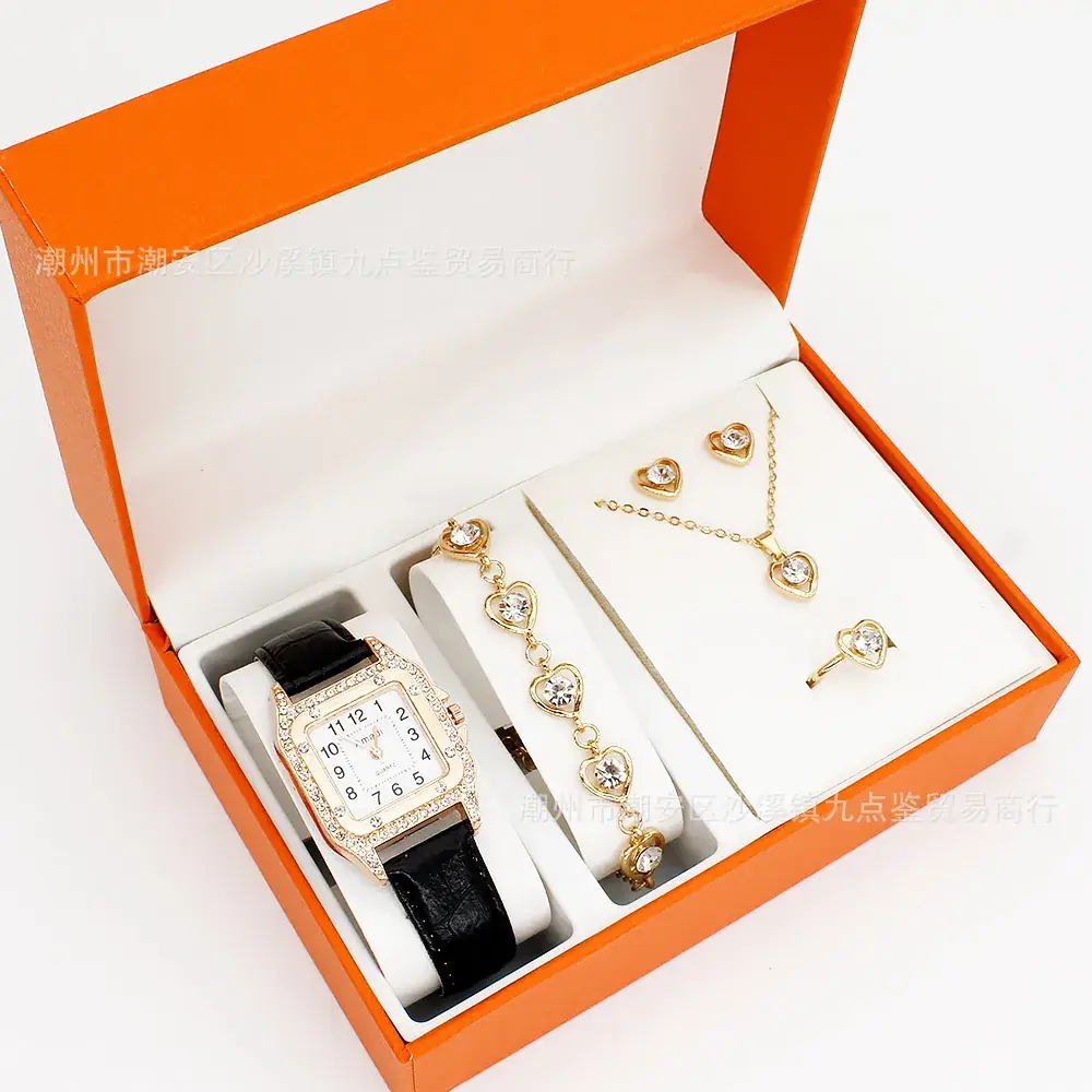 Gold Heart Charm Bracelet Set for Women - Image 2