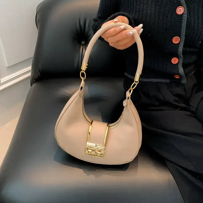 Black High-End Lock Armpit Bag for Women — feature 12