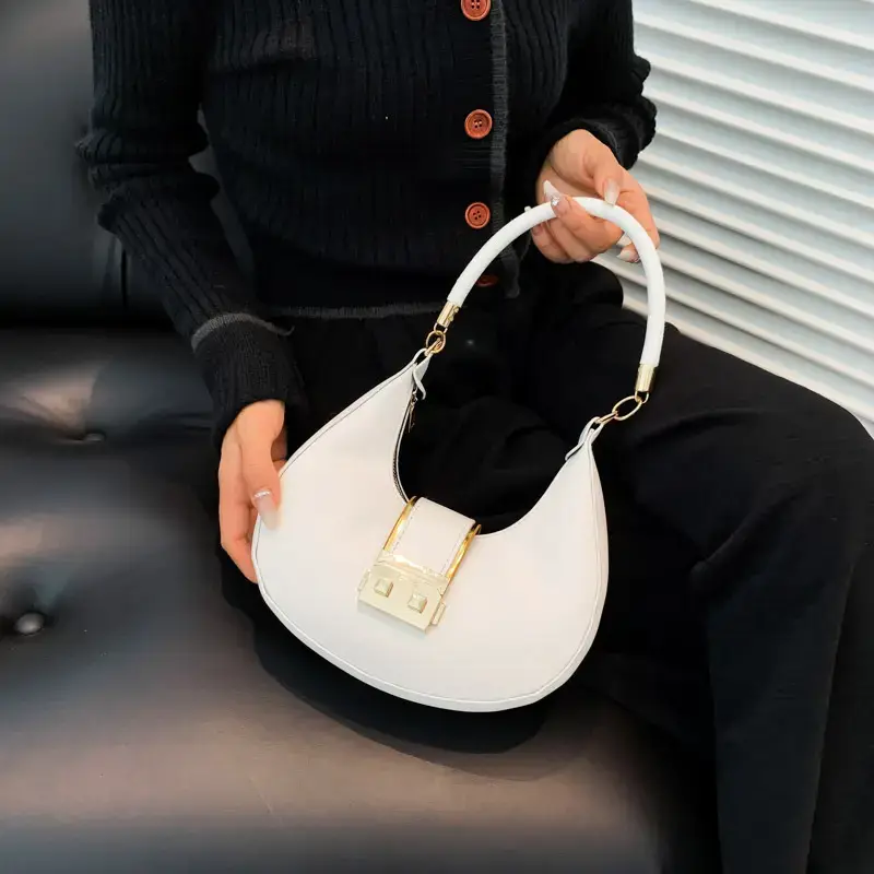 Black High-End Lock Armpit Bag for Women — feature 15