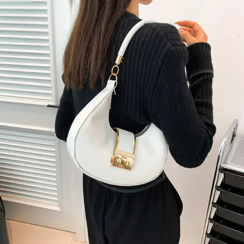 Black High-End Lock Armpit Bag for Women — feature 17