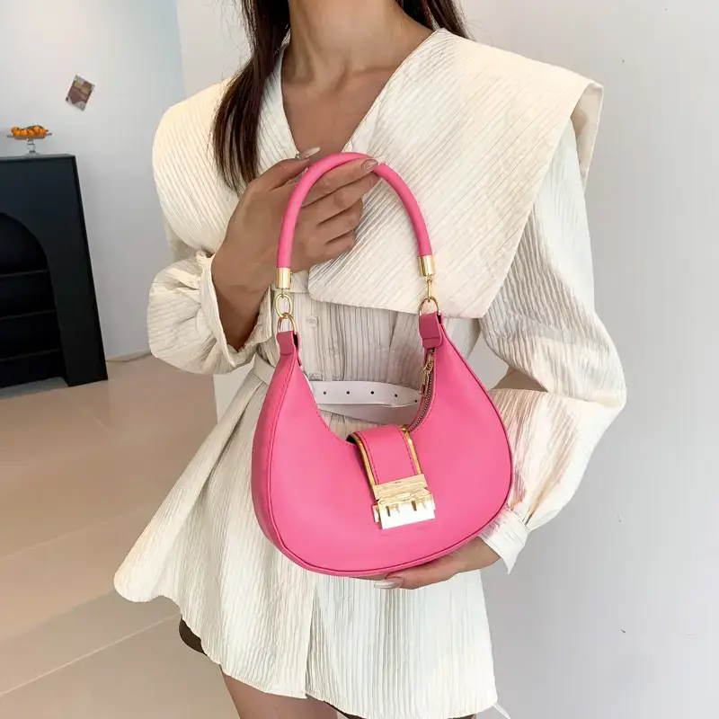 Black High-End Lock Armpit Bag for Women — feature 22
