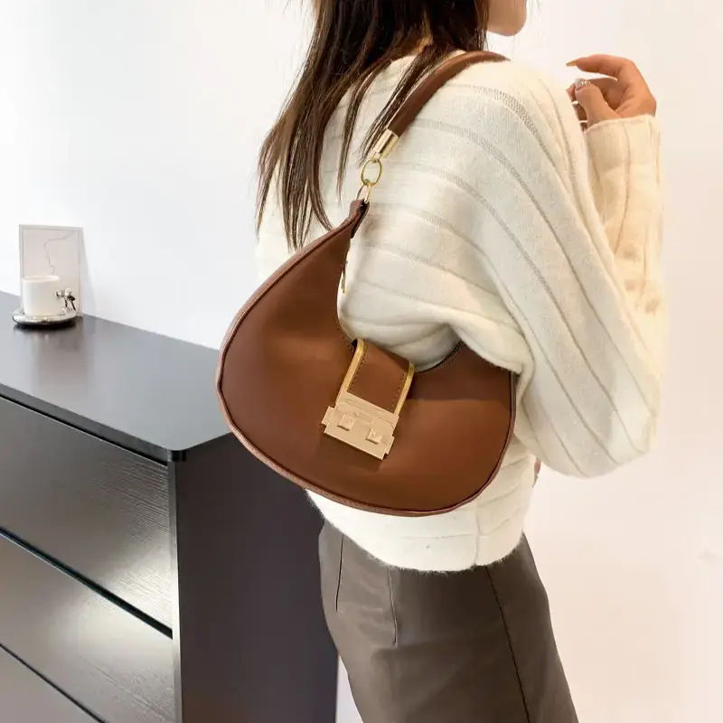 Black High-End Lock Armpit Bag for Women — feature 26