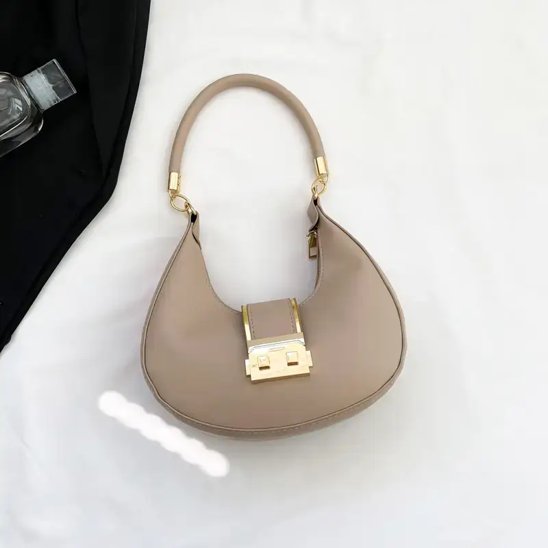 Black High-End Lock Armpit Bag for Women — feature 27