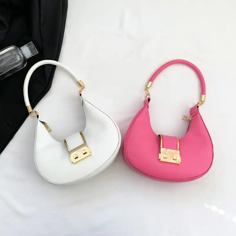 Black High-End Lock Armpit Bag for Women — feature 32