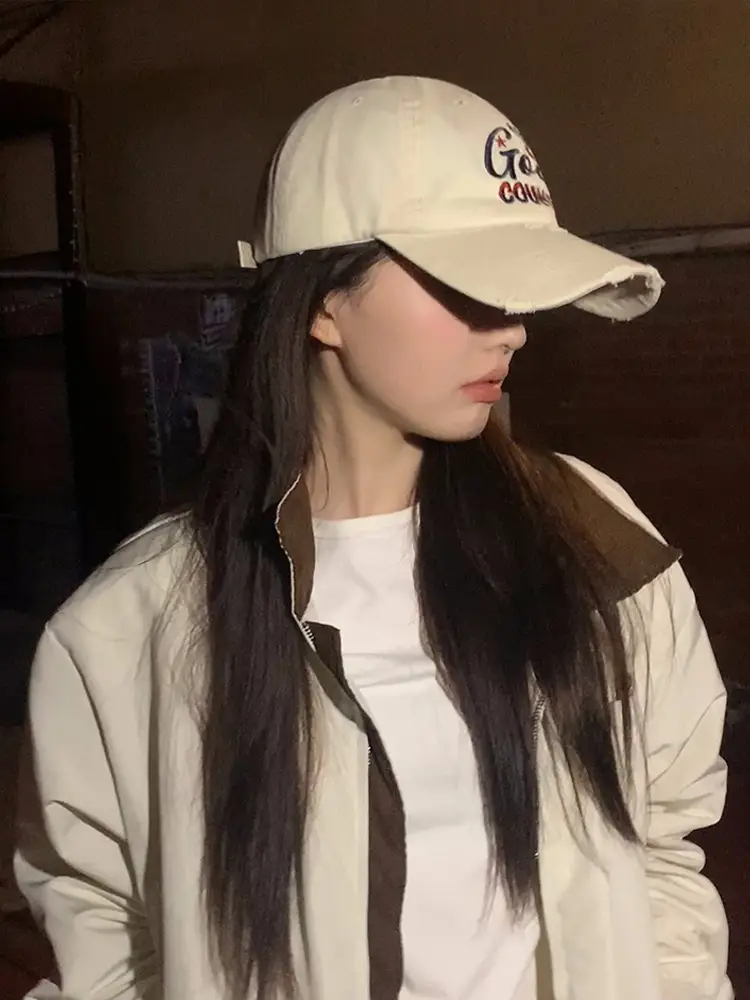 Women Beige Peaked Cap with Letter Design - Image 9