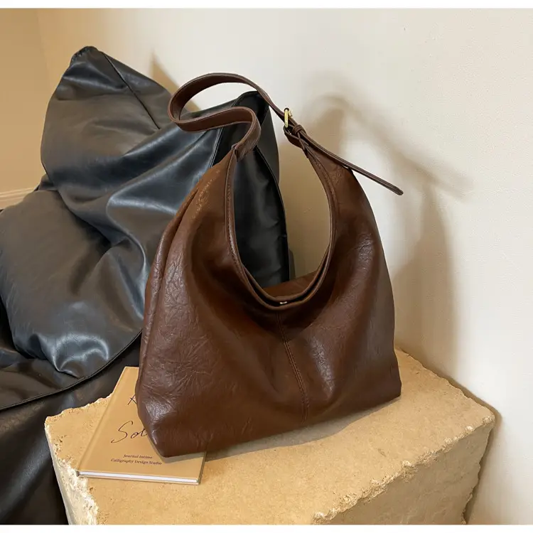 Women Retro Bucket Bag Brown Leather Large Capacity 2023 — feature 21
