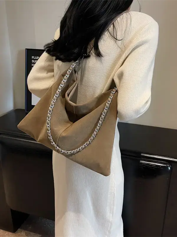 Black Velvet Shoulder Bag for Women 2023 - Image 10