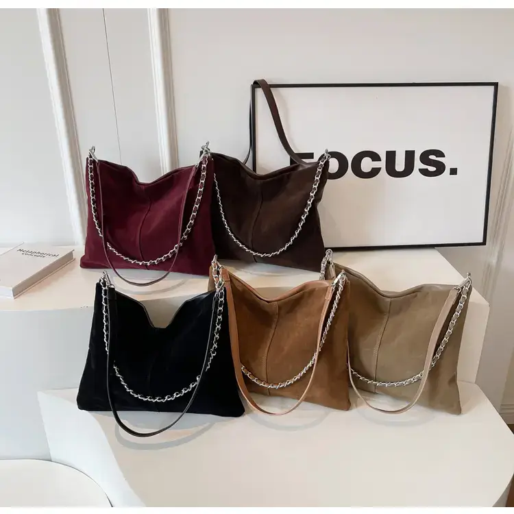 Black Velvet Shoulder Bag for Women 2023 — feature 15