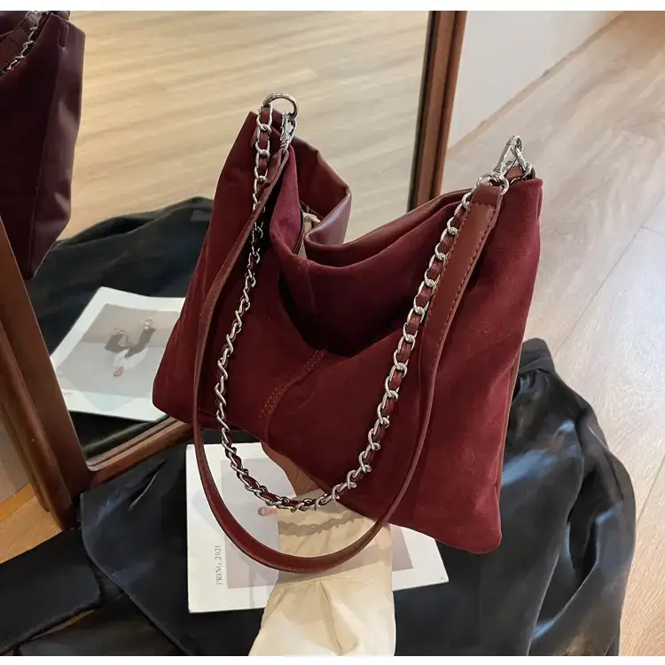 Black Velvet Shoulder Bag for Women 2023 — feature 18