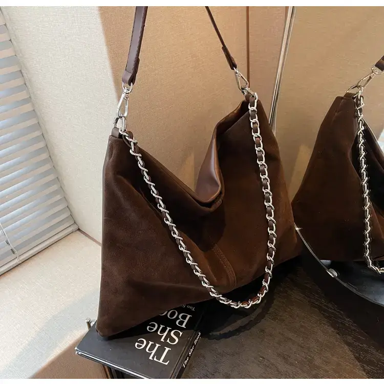 Black Velvet Shoulder Bag for Women 2023 — feature 21
