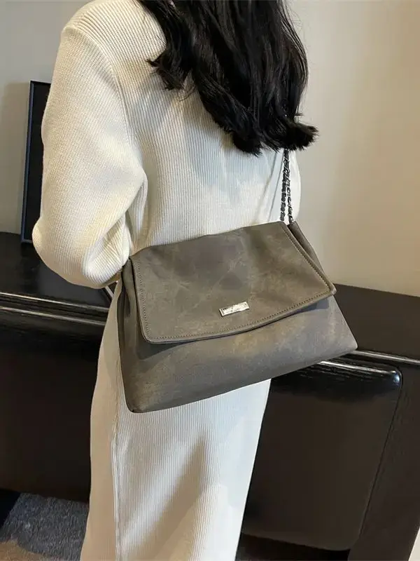Frosted Chain Shoulder Bag Women Brown 2023