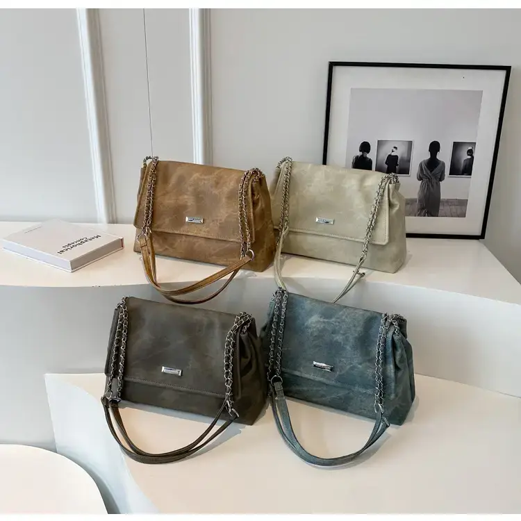 Frosted Chain Shoulder Bag Women Brown 2023 — feature 14