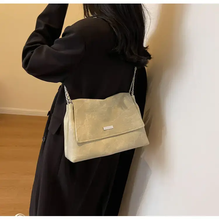 Frosted Chain Shoulder Bag Women Brown 2023 — feature 21