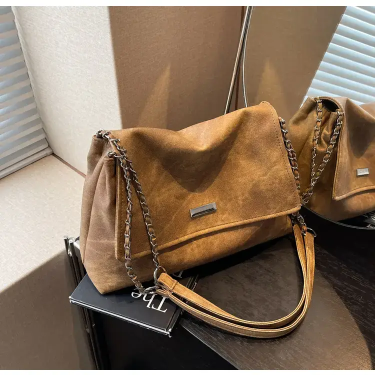 Frosted Chain Shoulder Bag Women Brown 2023 — feature 35