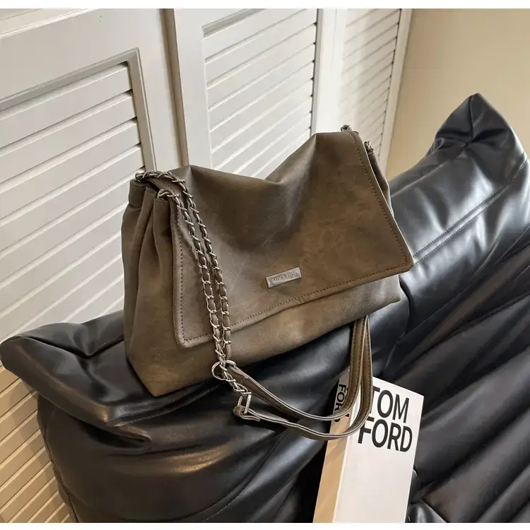Frosted Chain Shoulder Bag Women Brown 2023 — feature 38