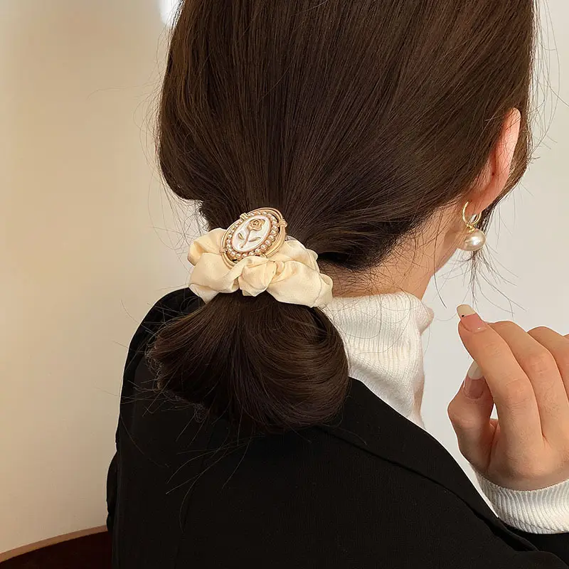 Paris Past Hair Band for Women's Hair Balls - Image 11
