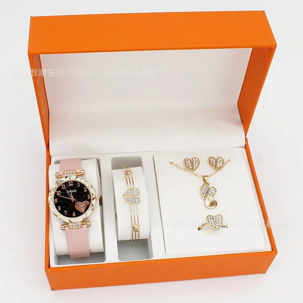 Gold Plated Heart-Shaped Watch Set for Women - Image 4