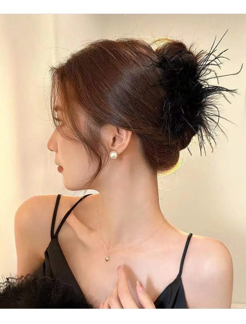 Ostrich Fur Hair Clip for Women Large Shark Style Hairpin — feature 15