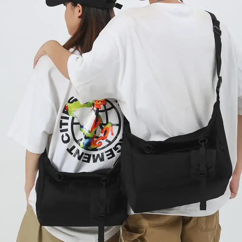 Men's Black Japanese Messenger Bag Large Capacity