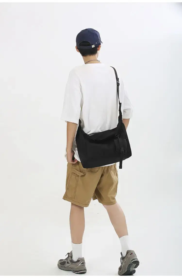 Men's Black Japanese Messenger Bag Large Capacity — feature 13