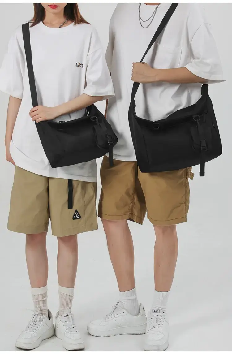 Men's Black Japanese Messenger Bag Large Capacity — feature 19