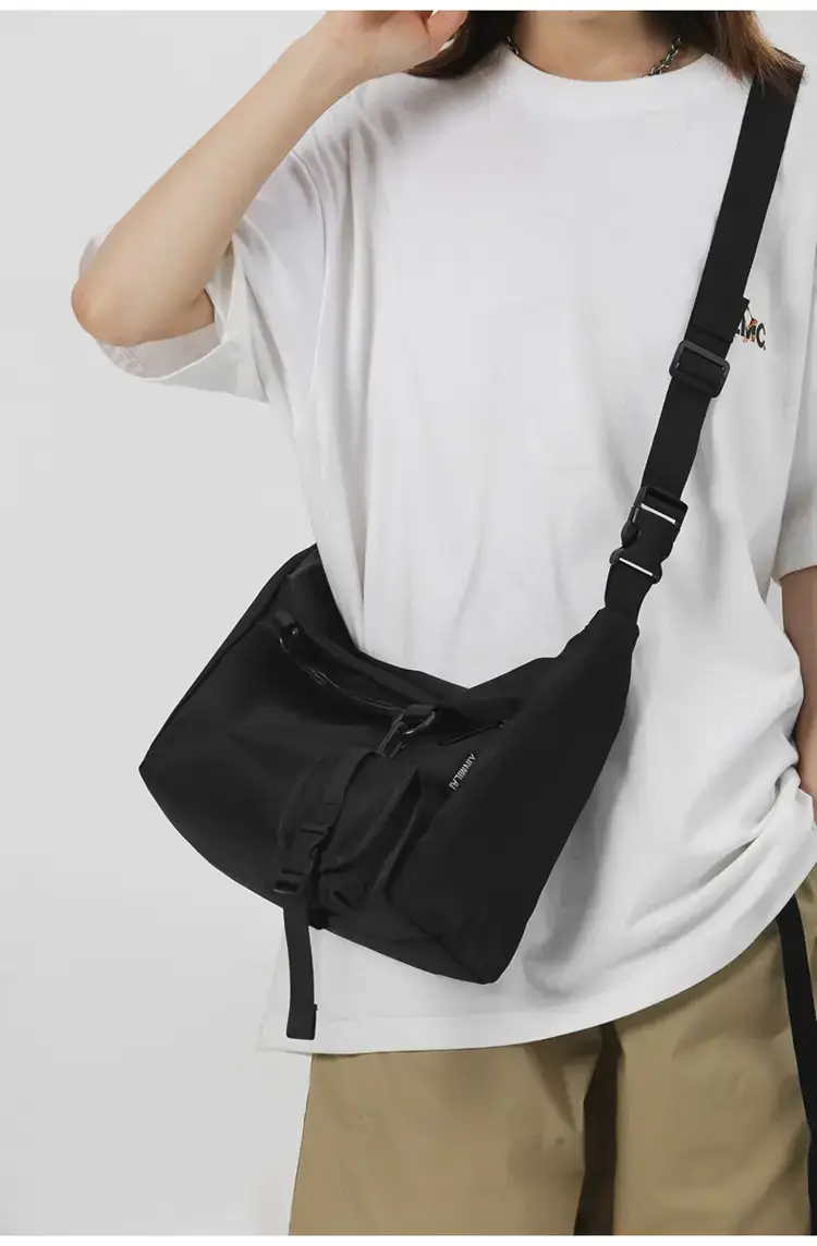 Men's Black Japanese Messenger Bag Large Capacity — feature 20