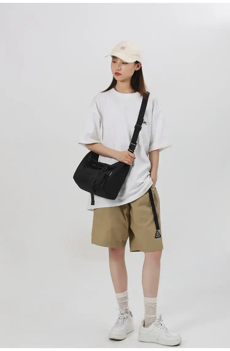 Men's Black Japanese Messenger Bag Large Capacity — feature 25